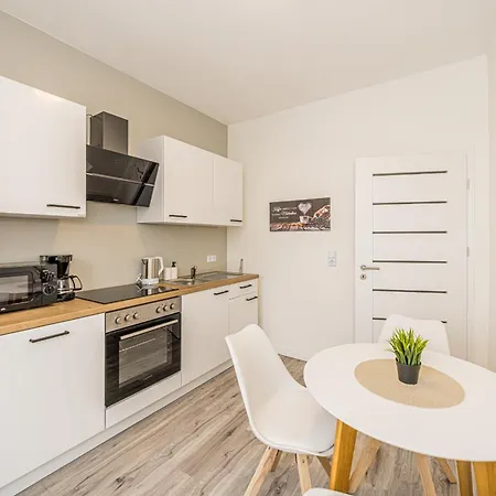 A5 Ruhiges 3-zimmer-studio Mit Balkon Halle (Saale)