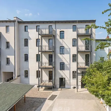 A5 Ruhiges 3-zimmer-studio Mit Balkon Apartament